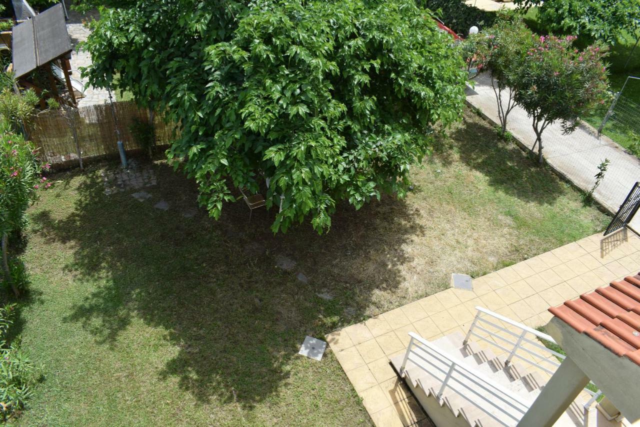 Dimar1 Seaside Apartment Paralia Dionysiou Exterior foto